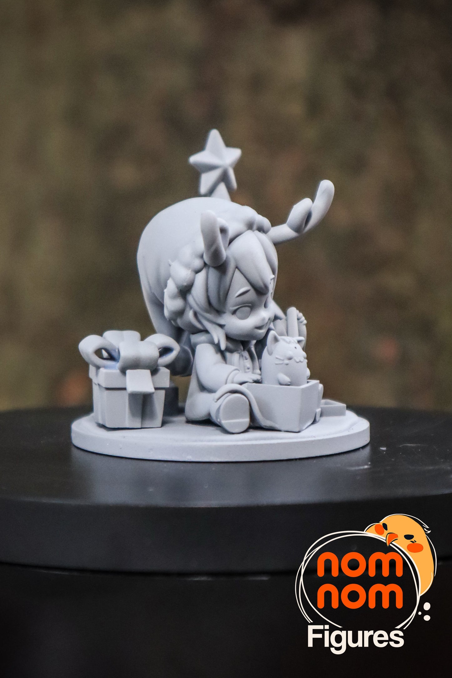 Chibi Nomi | 2.5" Resin Model Kit | DIY Christmas Tree Opening Gifts Scene